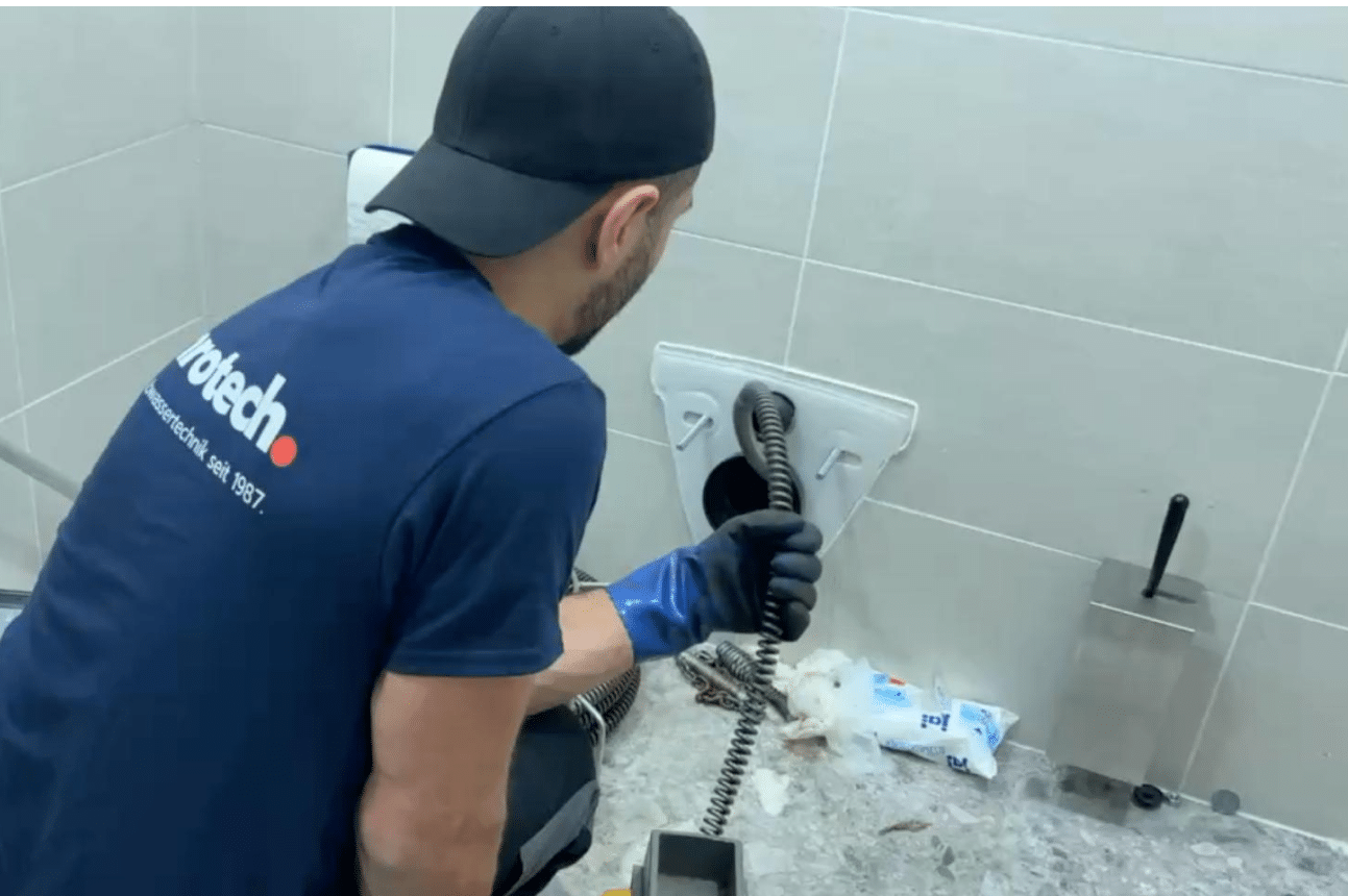 WC verstopft Berlin Notdienst